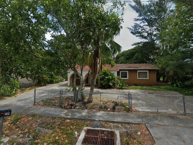 House image located at Boynton Beach, FL 33435