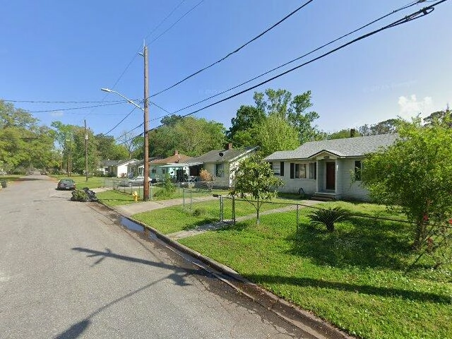 House image located at Jacksonville, FL 32205