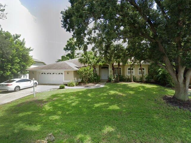 House image located at Fort Myers, FL 33967