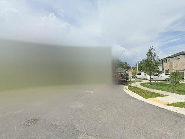 House image located at Miami, FL 33187