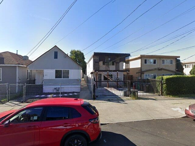 House image located at Oakland, CA 94621