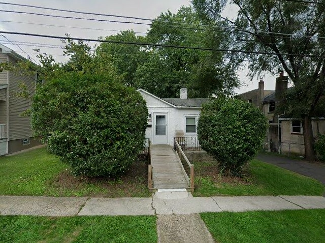 House image located at Somerset, NJ 08873