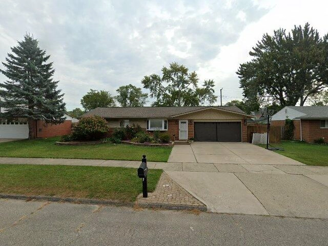 House image located at Clinton Township, MI 48035