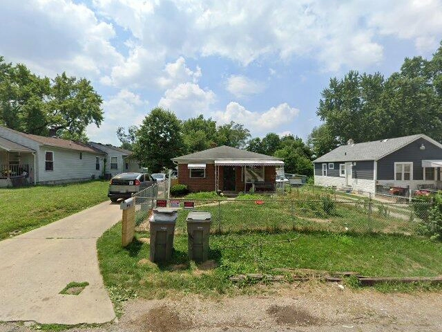 House image located at Indianapolis, IN 46218