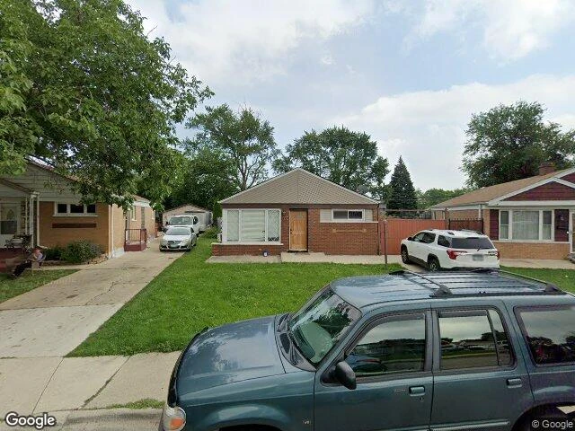 House image located at Chicago, IL 60652