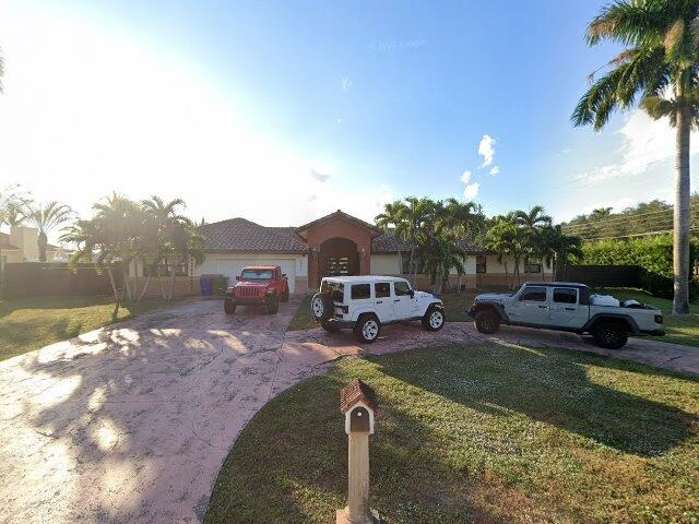 House image located at Hollywood, FL 33027