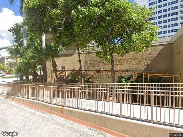 House image located at Hallandale, FL 33009