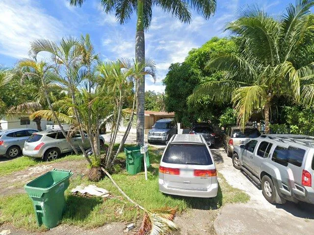 House image located at Miami, FL 33161