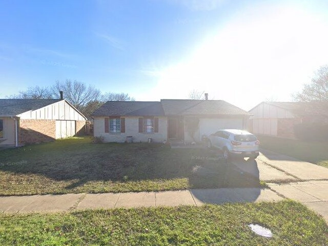 House image located at Dallas, TX 75249