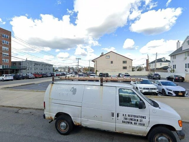 House image located at Keyport, NJ 07735