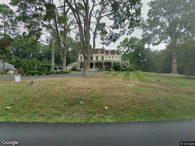 House image located at Mahopac, NY 10541