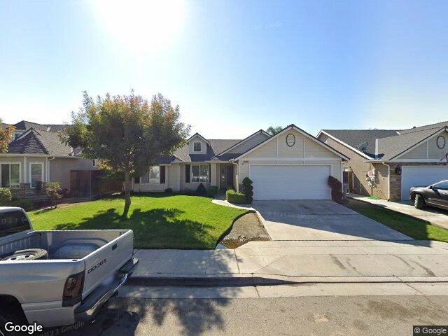 House image located at Fresno, CA 93727