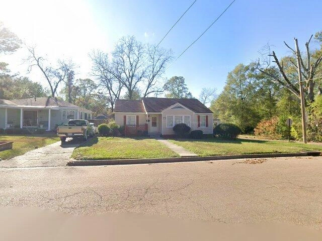 House image located at Jackson, MS 39216