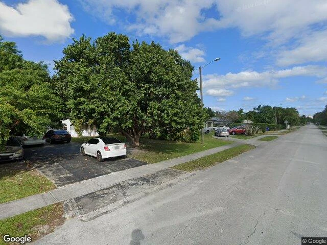 House image located at Miami, FL 33162