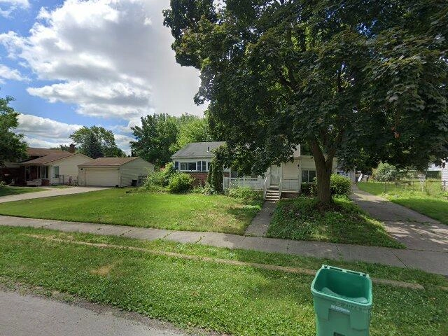 House image located at Garden City, MI 48135