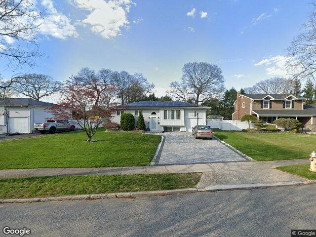 House image located at Commack, NY 11725