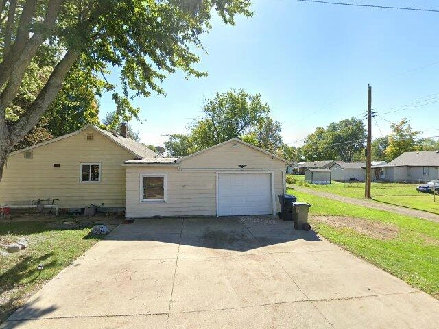 House image located at Albany, IN 47320