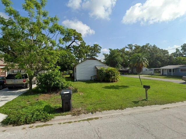 House image located at Saint Petersburg, FL 33714