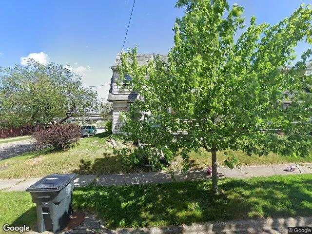 House image located at Akron, OH 44306