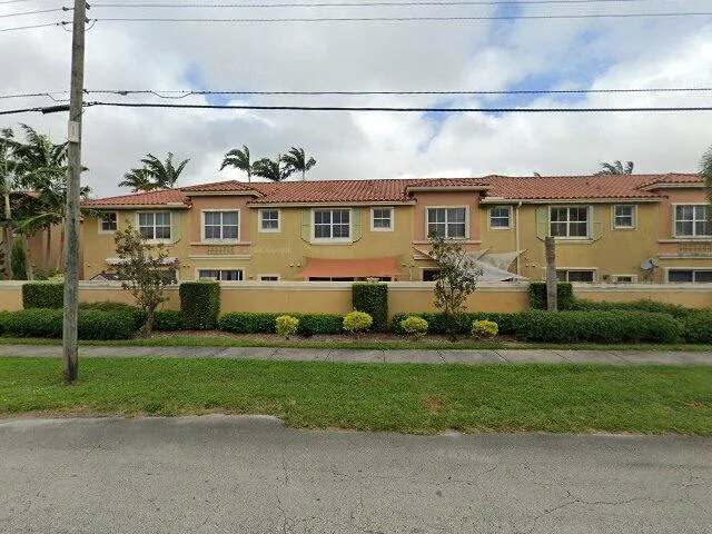 House image located at Hollywood, FL 33021