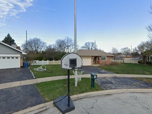 House image located at Alsip, IL 60803