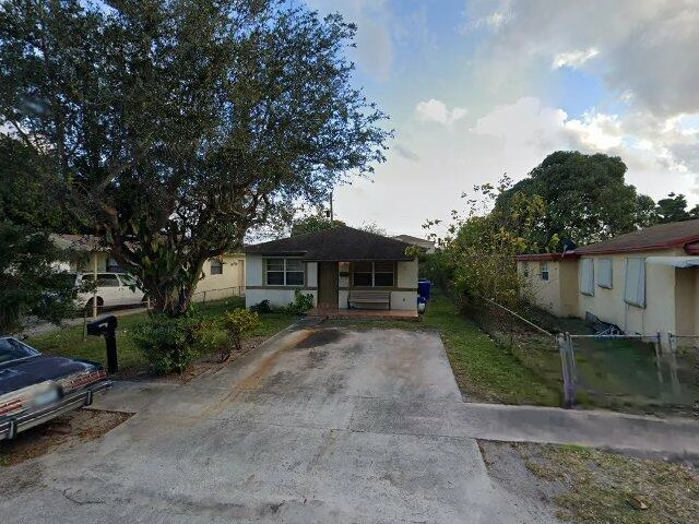 House image located at Hollywood, FL 33020