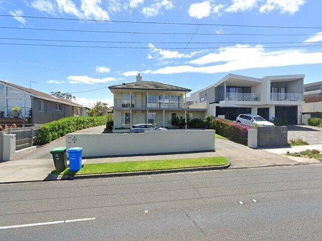 House image located at Alameda, CA 94502