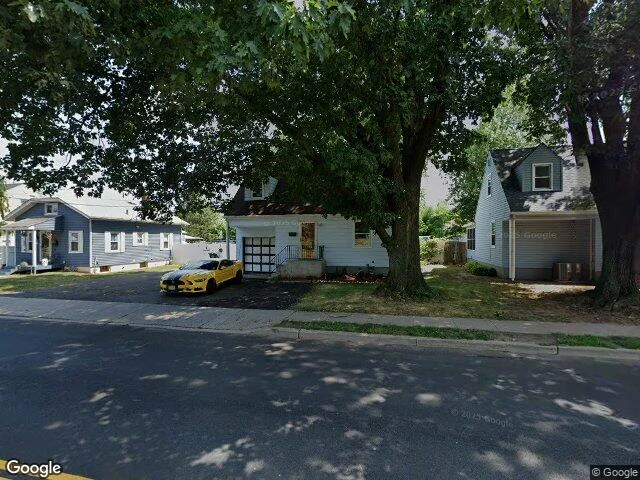 House image located at Woodbridge, NJ 07095