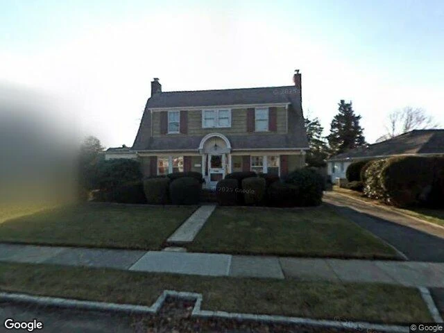 House image located at Lindenhurst, NY 11757