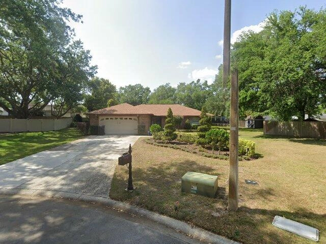 House image located at Valrico, FL 33594