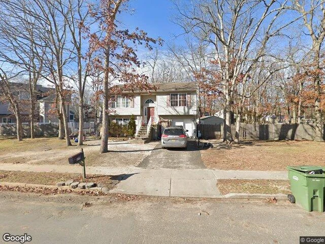 House image located at Lakewood, NJ 08701