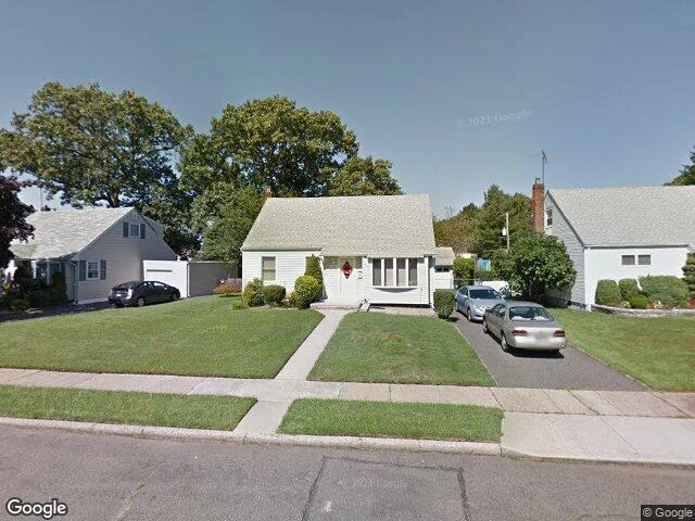 House image located at Franklin Square, NY 11010