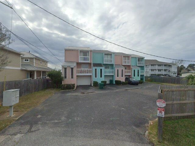 House image located at Mary Esther, FL 32569