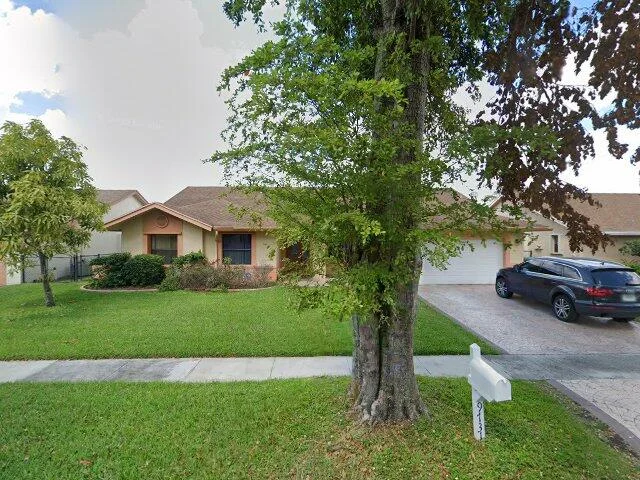 House image located at Hollywood, FL 33025