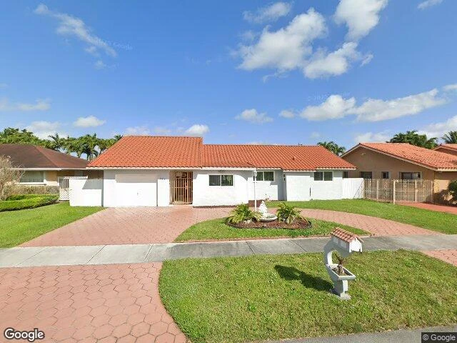 House image located at Miami, FL 33184