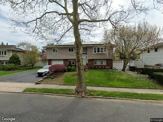 House image located at Commack, NY 11725
