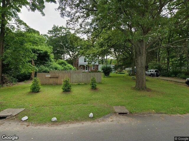 House image located at Hauppauge, NY 11788