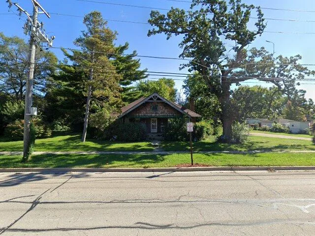 House image located at South Elgin, IL 60177