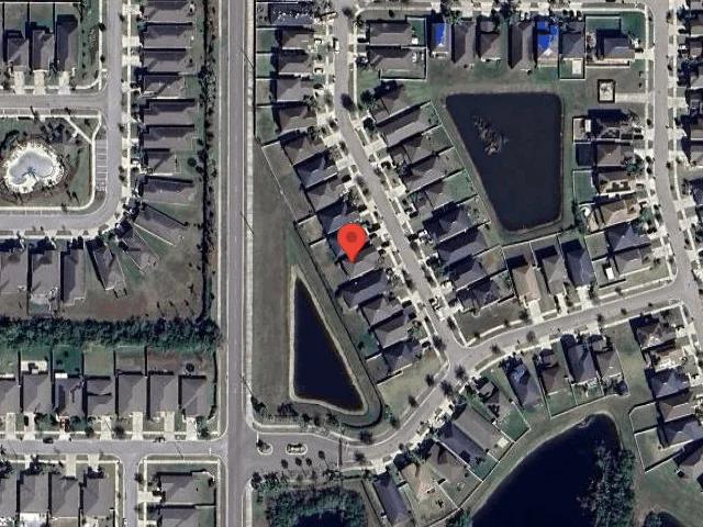 House image located at Ruskin, FL 33570