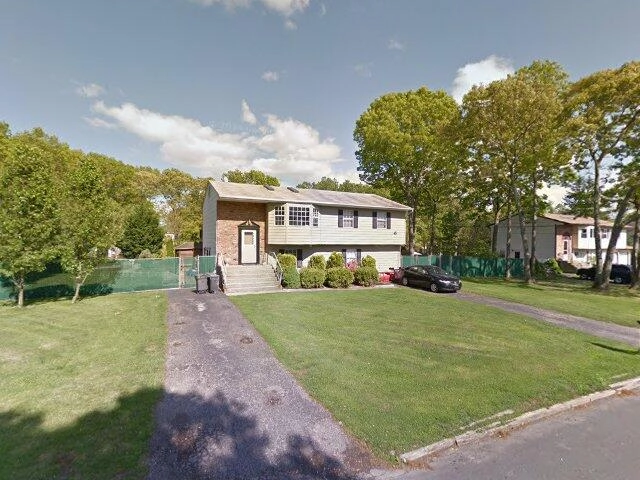 House image located at Holbrook, NY 11741