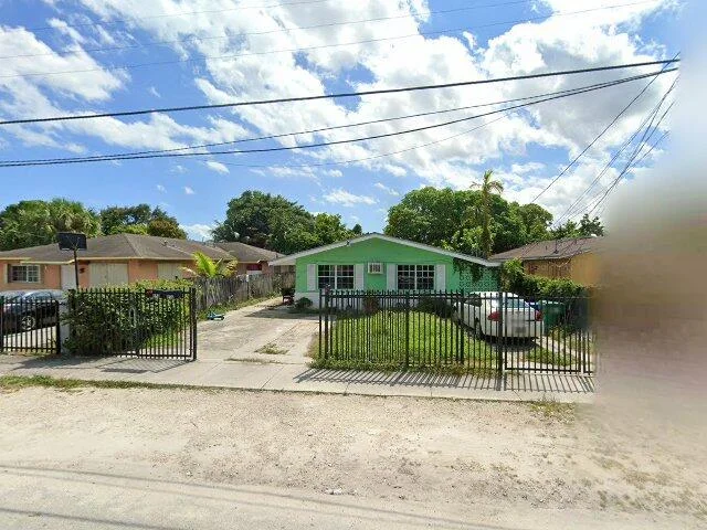 House image located at Miami, FL 33168