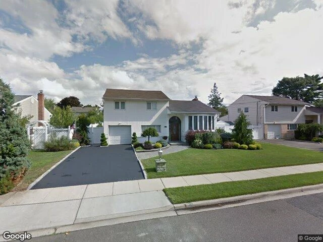 House image located at Massapequa, NY 11758