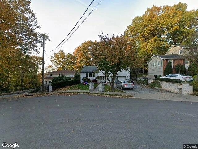 House image located at Paramus, NJ 07652