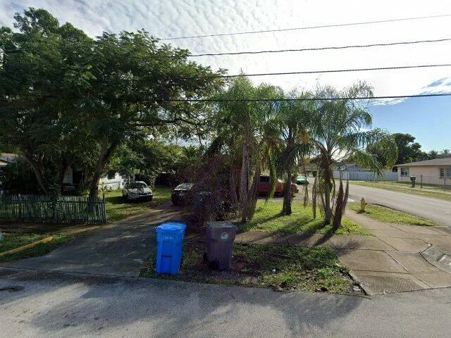 House image located at Hollywood, FL 33023