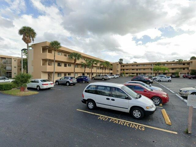 House image located at Miami, FL 33173