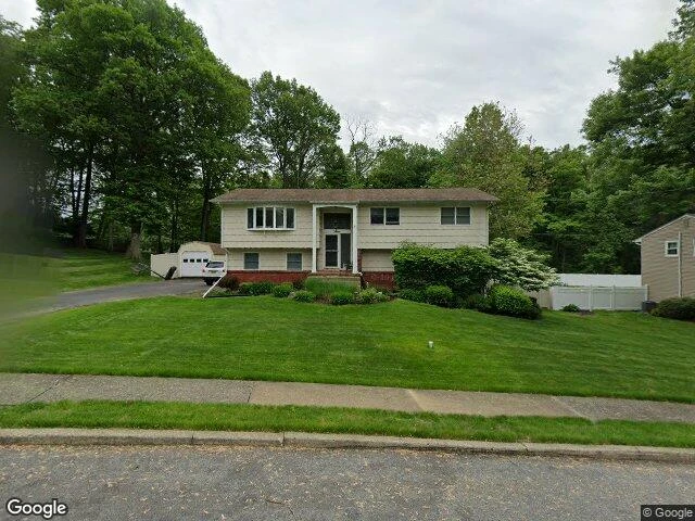 House image located at Blauvelt, NY 10913