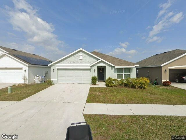 House image located at Ruskin, FL 33570