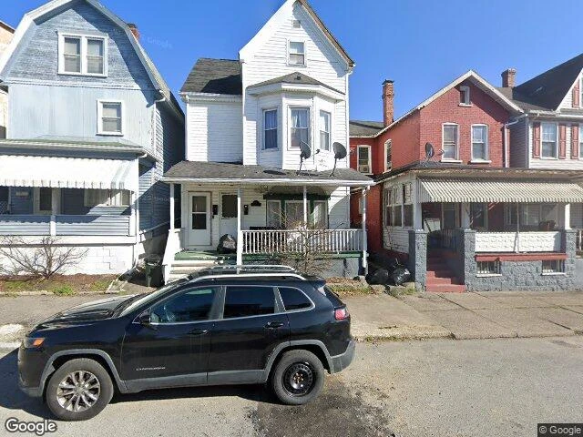 House image located at Altoona, PA 16602