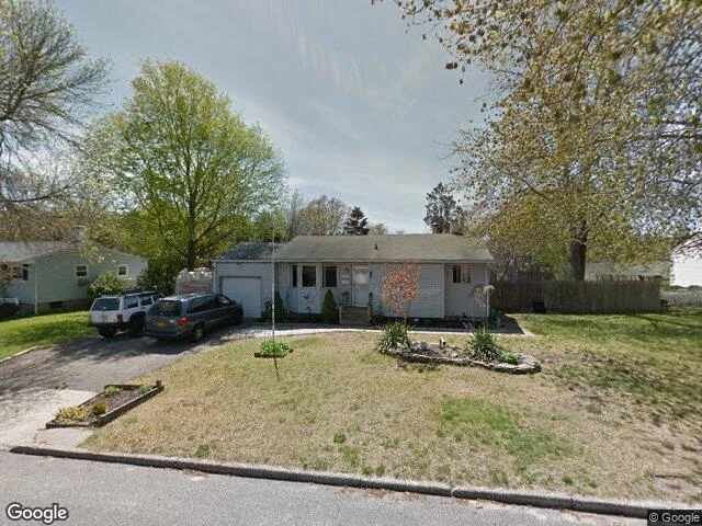 House image located at Medford, NY 11763