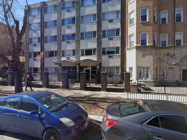 House image located at Chicago, IL 60660